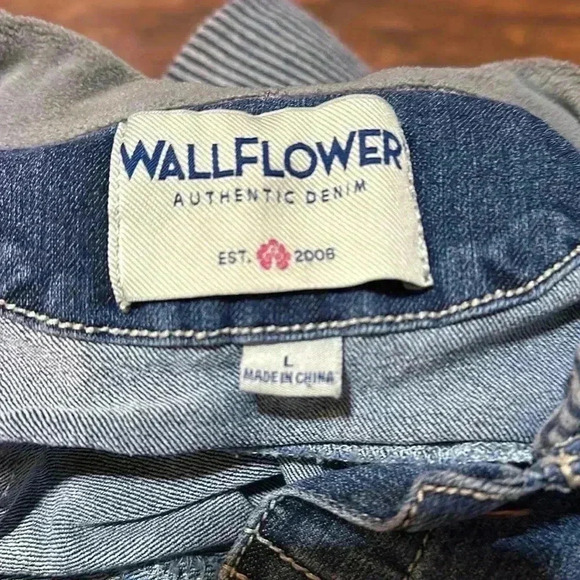 Wallflower Super soft hooded denim sweater jacket The Dreamer Fit. - Picture 7 of 8